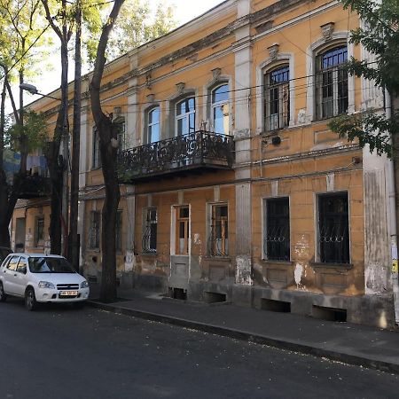 Apartamento Cozy&Stylish Jonjoli Tiflis Exterior foto