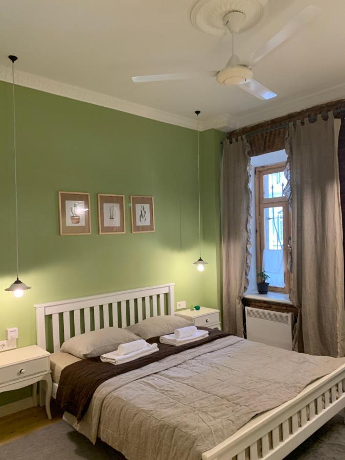 Apartamento Cozy&Stylish Jonjoli Tiflis Exterior foto