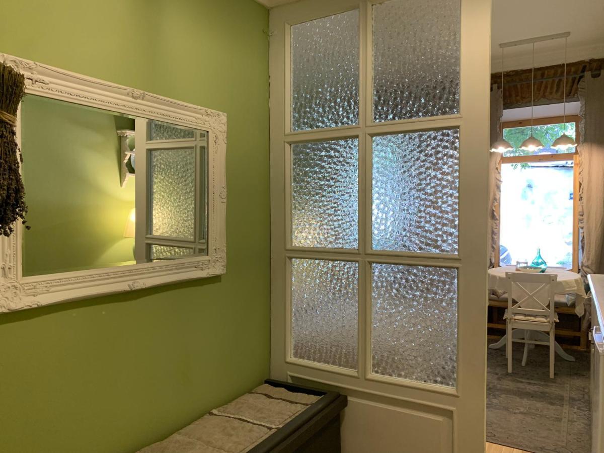 Apartamento Cozy&Stylish Jonjoli Tiflis Exterior foto