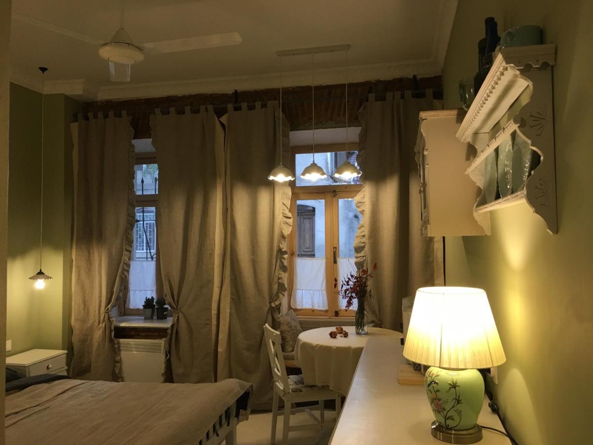 Apartamento Cozy&Stylish Jonjoli Tiflis Exterior foto