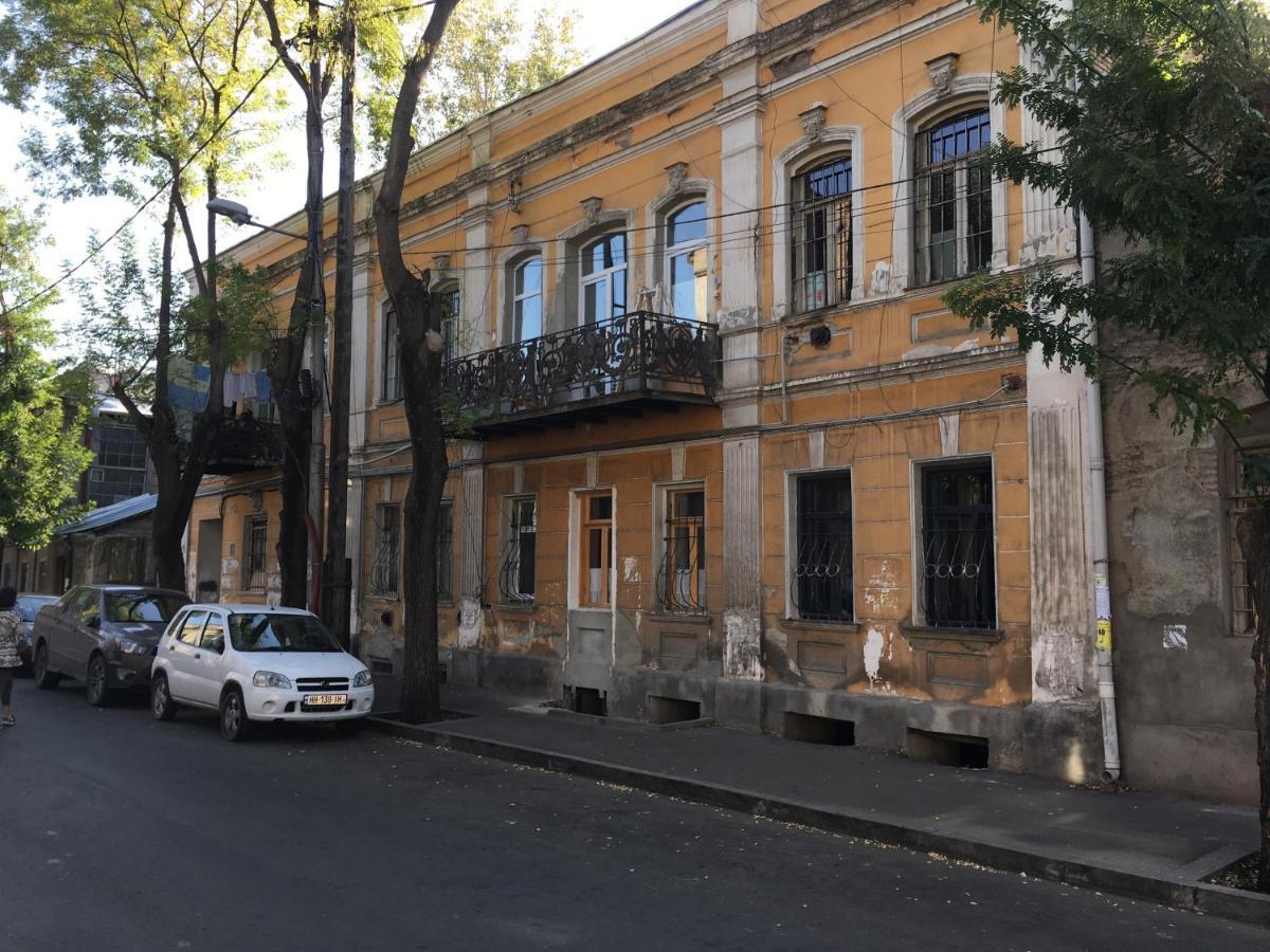 Apartamento Cozy&Stylish Jonjoli Tiflis Exterior foto